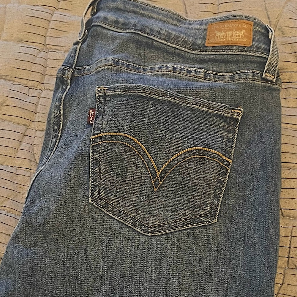 Levi's Women’s Dark Blue Slim Jeans